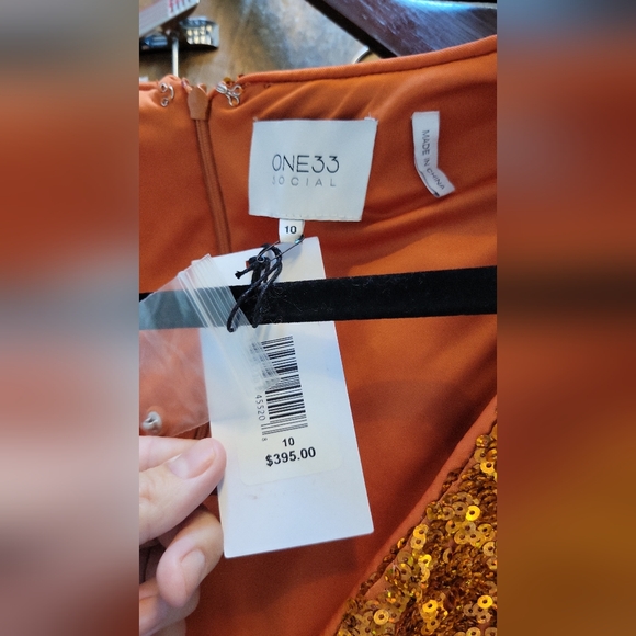 ONE33 Social Women's Orange Sequin Long Sleeve Cocktail Mini Dress Size 10 /$395 - Picture 4 of 10